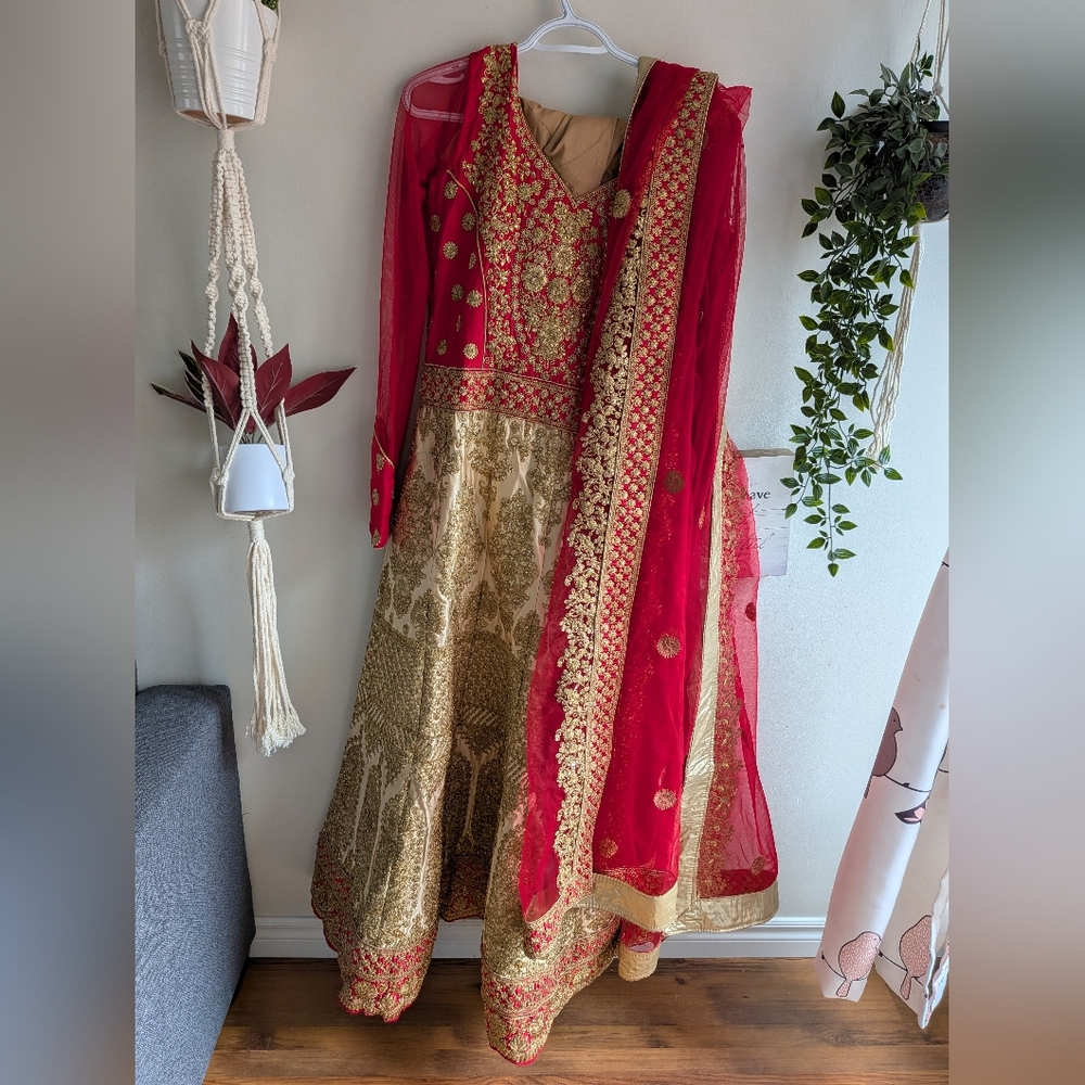 Beautiful Embroidered Wedding Dress with Dupatta And Bottom